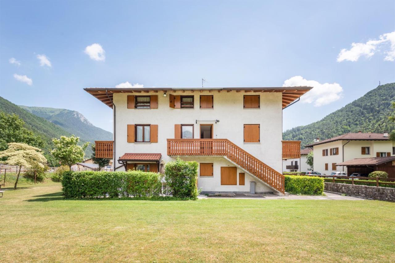 Casa Lucia Apartment Pieve Di Ledro Ngoại thất bức ảnh